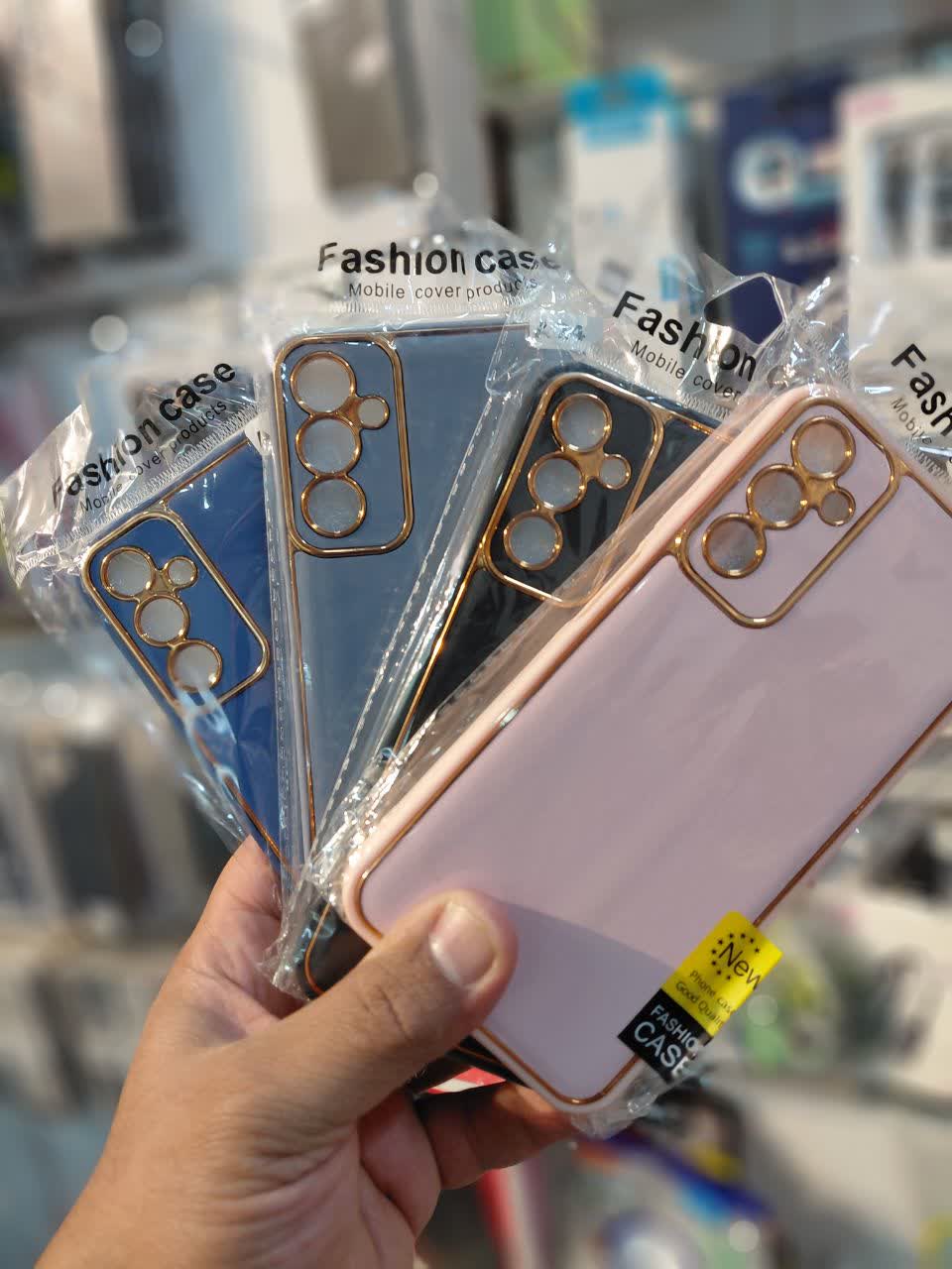 گارد چرمی  دور طلایی سامسونگ A24